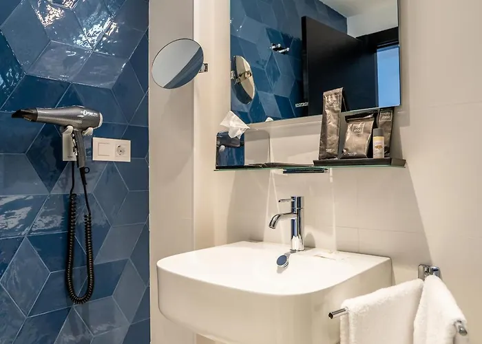 Abba Playa De Gros 圣塞瓦斯蒂安